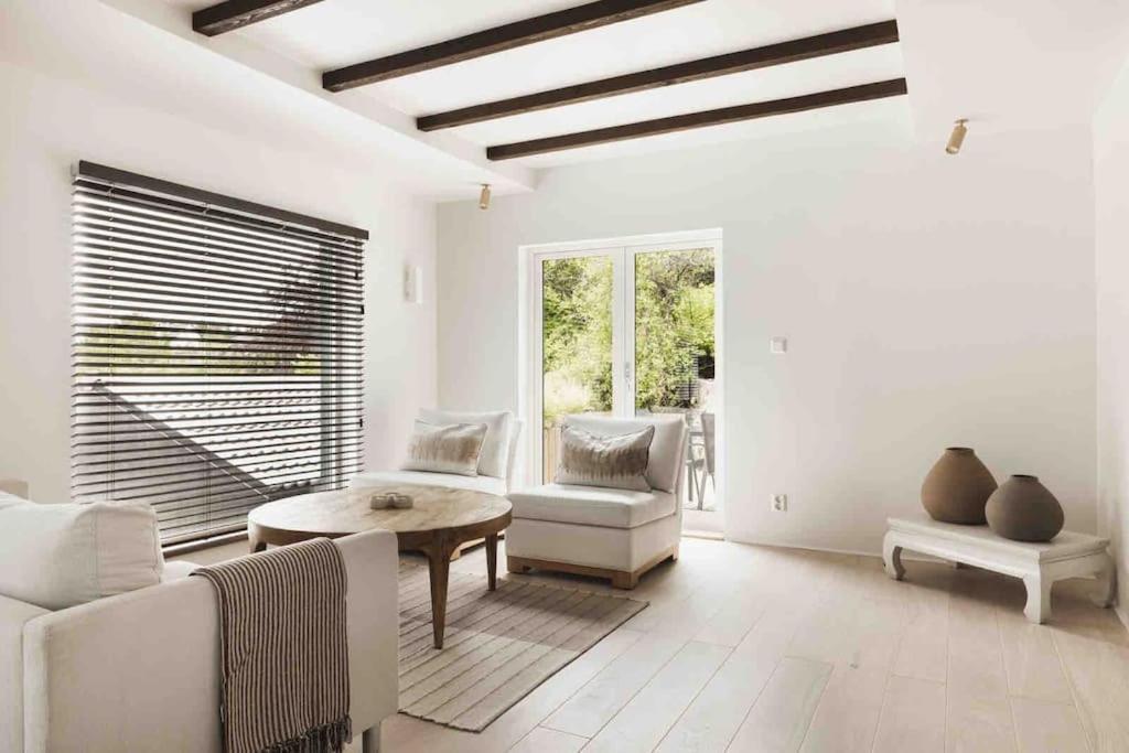 Cozy Villa In Bomlo Bagian luar foto